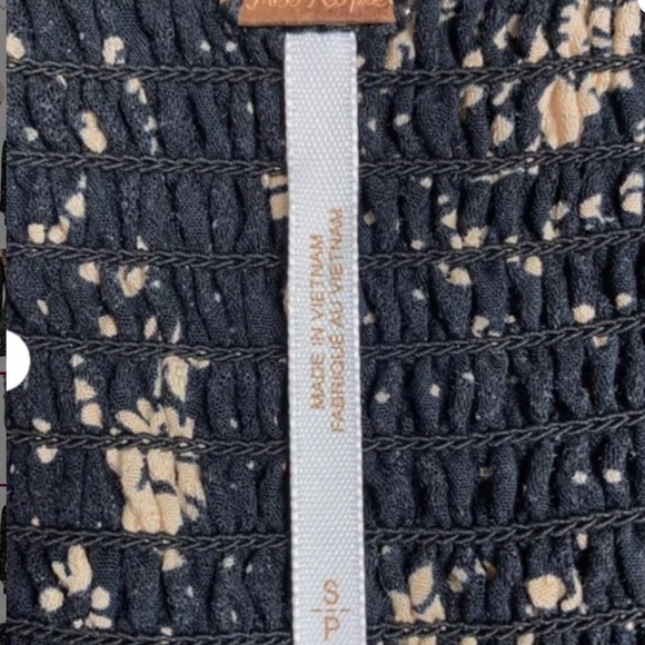 Free People Black Tess Floral Long Sleeve Smock Mini Dress~Size Small~NWT - Picture 6 of 9